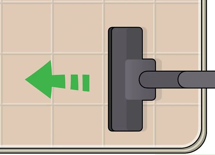 جارو کشیدن تشک تخت خواب