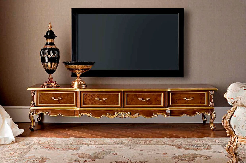 مقایسه اجمالی میز تلویزیون چوبی کلاسیک با مدرن
