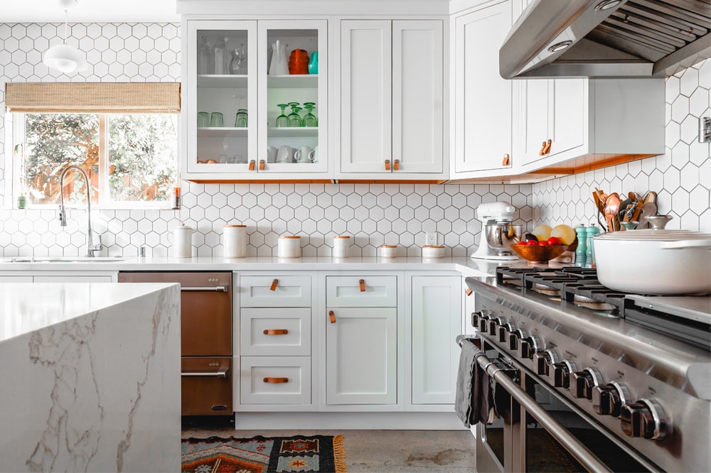 میز مرمر در سبک کلاسیک