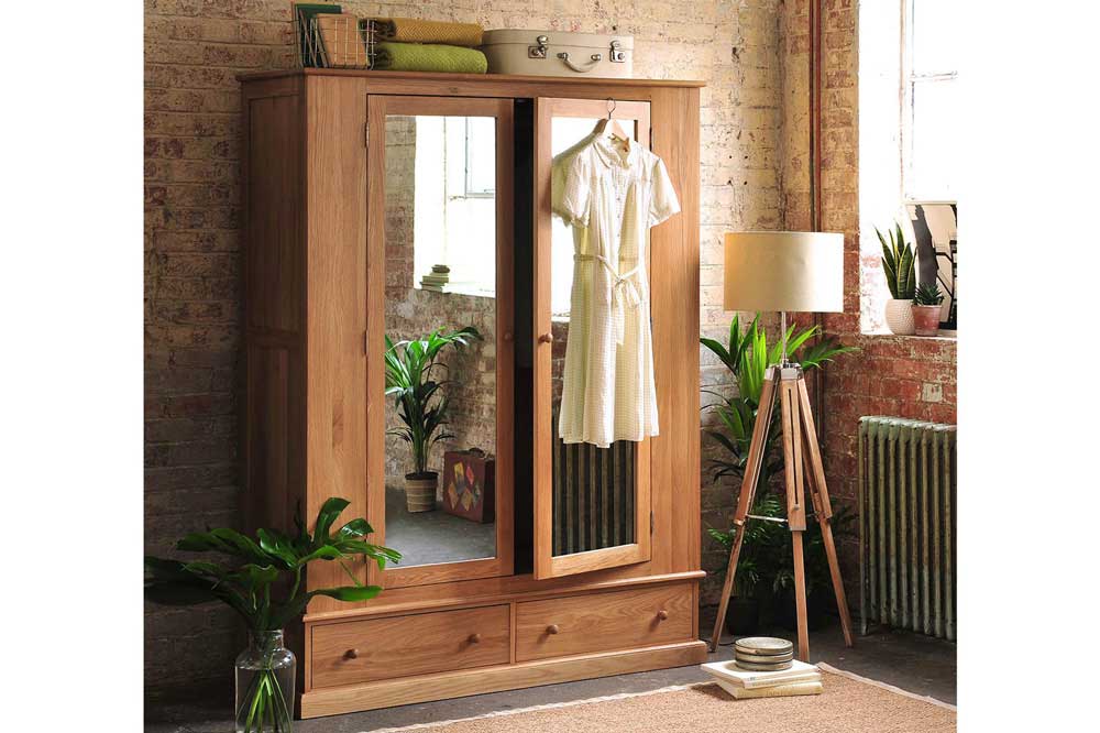 خرید کمد لباس زیبا و بادوام با توجه به نیاز خانواده