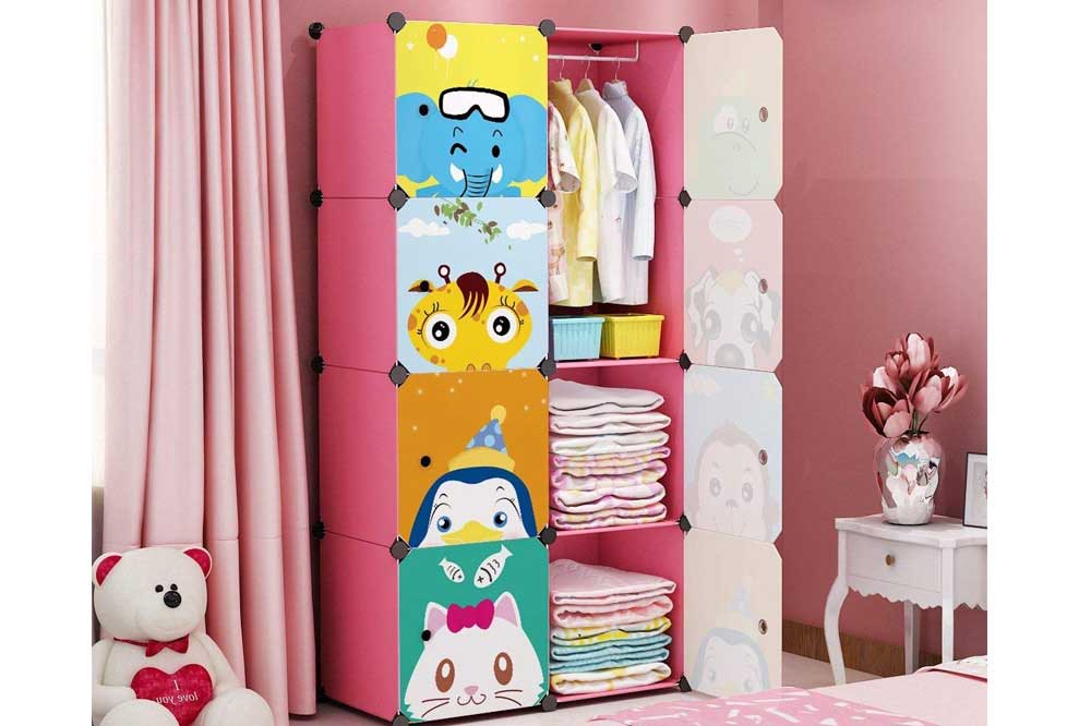 طراحی داخلی مناسب و زیبا در کمد کودک