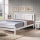 تخت خواب سفید: جلوه ای از زیبایی و پاکی در اتاق خواب شما