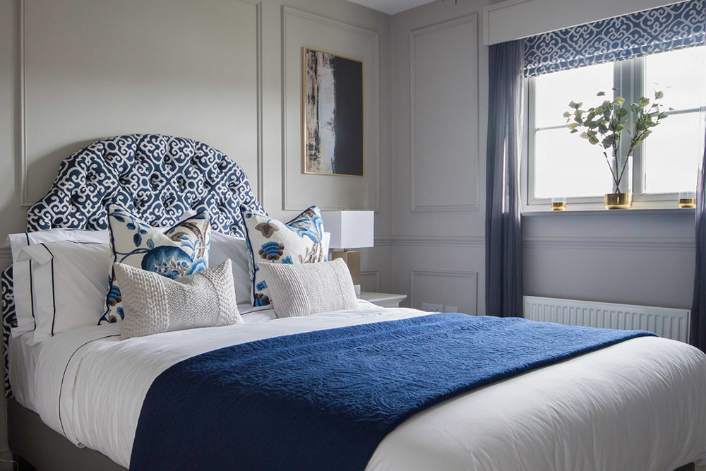 تخت خواب عروس و داماد : کلاسیک طرح دار