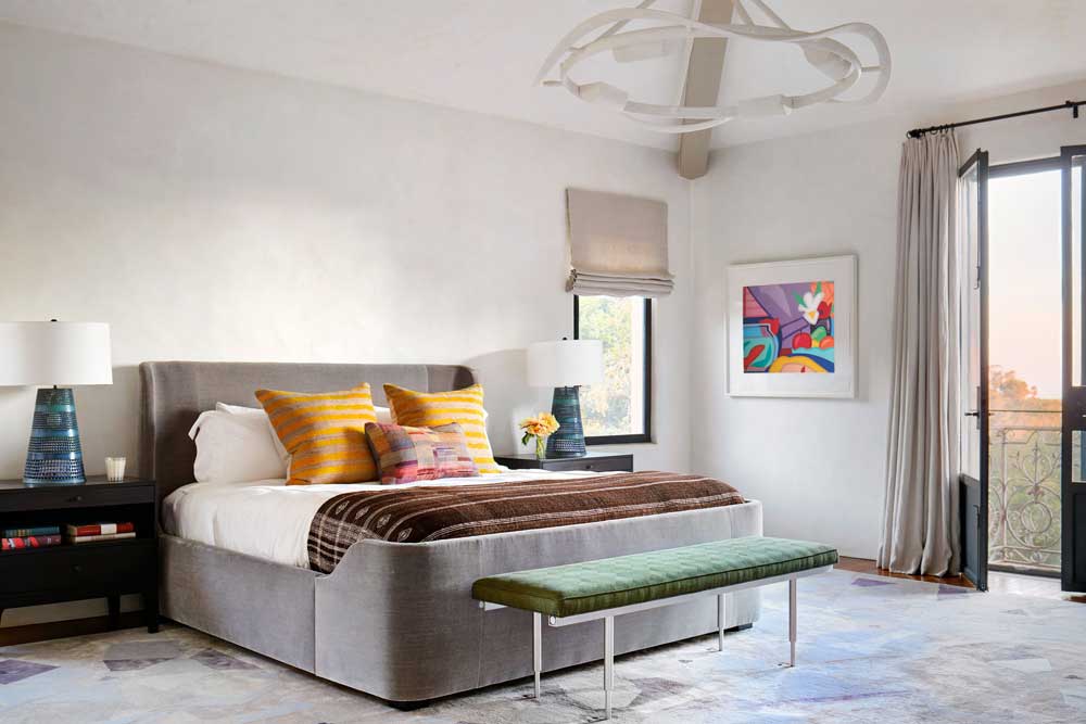 پاف در چیدمان سرویس خواب