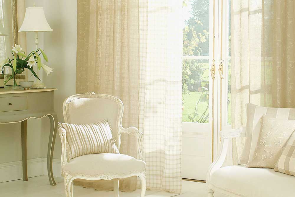 دکوراسیون داخلی آپارتمان کوچک : پرده